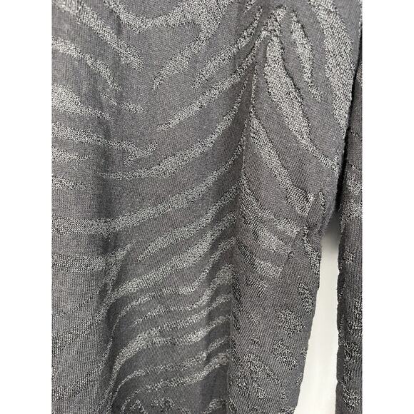 Weekends by Chicos Black Metallic Textured Animal Print Hooded Sweater size 1X - Picture 2 of 5